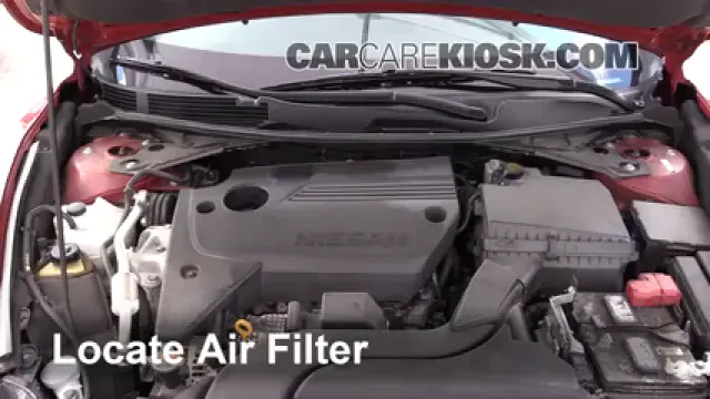2017 Nissan Altima SL 2.5L 4 Cyl. Filtre à air (moteur) Changement